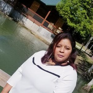 Meet your Posher, Novelda